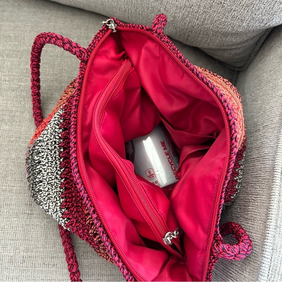 The Sak Multicolor Crochet Tote Bag (A0017) - Picture 11 of 15